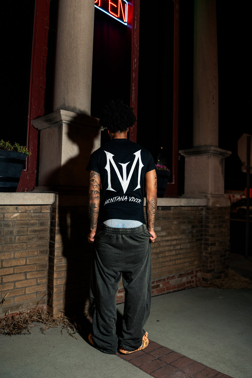 Signature Unisex MV Logo T-shirt